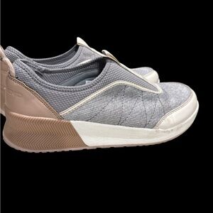 Land’s EndWomen’s Gray and Tan Slip-On Shoes
